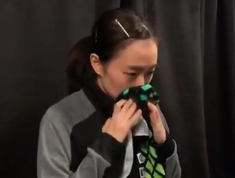 为日本夺乒乓球冠军的中国人「不容易日本乒乓名将夺冠哭成泪人中国球迷为她送上鼓励与祝福」