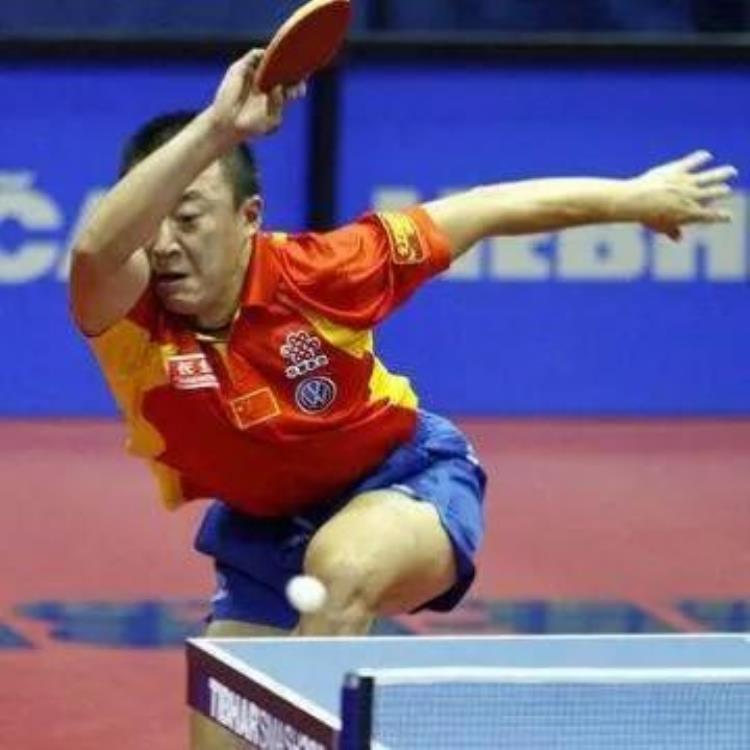 乒乓球怎么转腰发力「闲话乒乓球发力的转腰问题」
