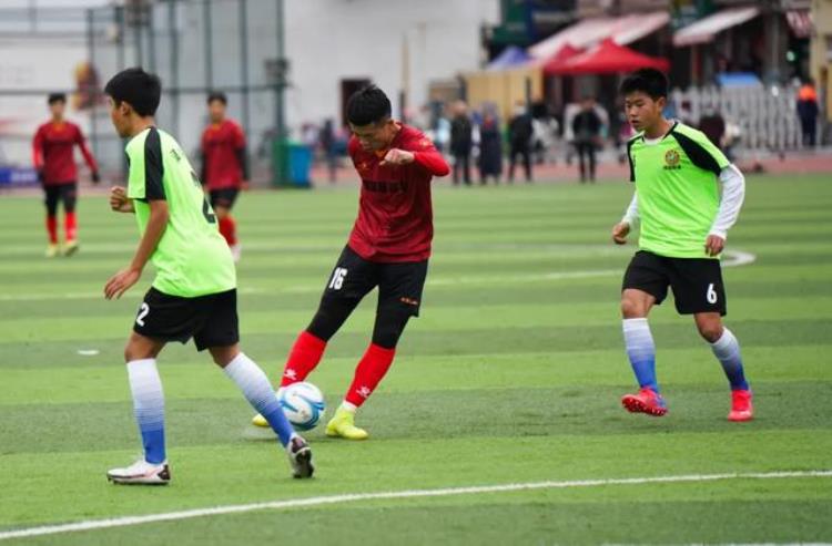 2022年第二十二届徐章铎杯足球赛在霞浦体育场拉开战幕