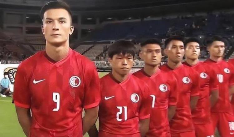 国足对香港,最后三分钟「已经是第3次了中国香港足球队惹争议现场镜头都不敢多拍」