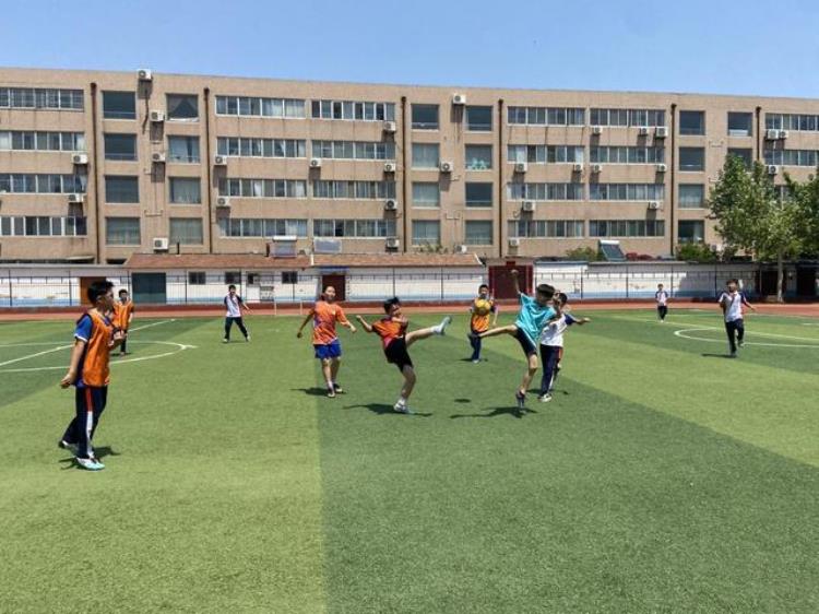 发展校园足球培养全能学生的措施「发展校园足球培养全能学生」