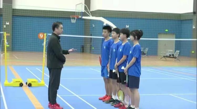 线上动起来安阳县2022年全民健身月线上启动仪式暨线上羽毛球直播课成功举行