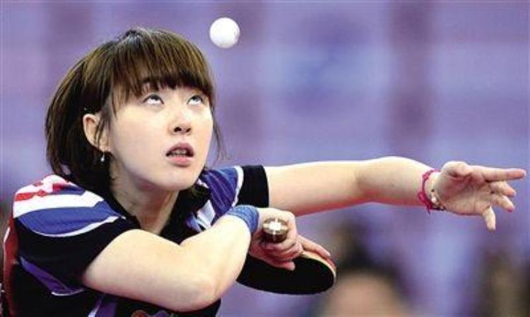 日本乒乓球颜值高女「日本美女乒乓球员成网红模特出身的高材生打球还这么厉害」