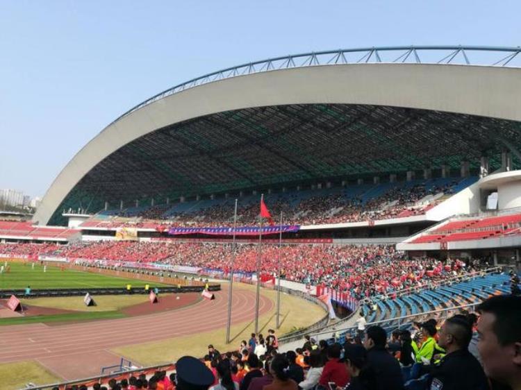 重庆当代足球最新消息「重庆入选首批全国足球发展重点城市都有哪些利好消息」