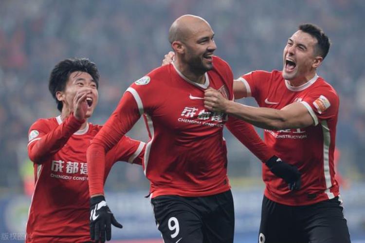 突发中国足球迎振奋喜讯恭喜中超联赛陈戌源可以安心了