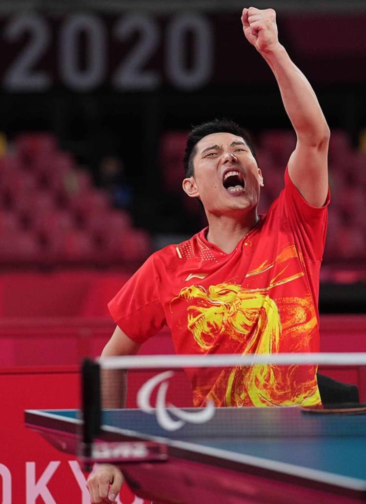乒乓球三大赛男单冠军,冯攀峰夺中国乒乓球首金