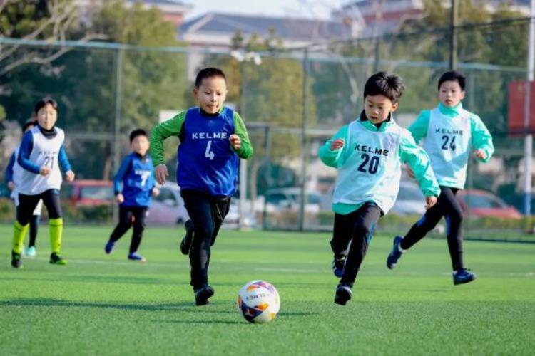 2022如皋市支云青训校园足球联赛今日打响首轮比赛精彩纷呈