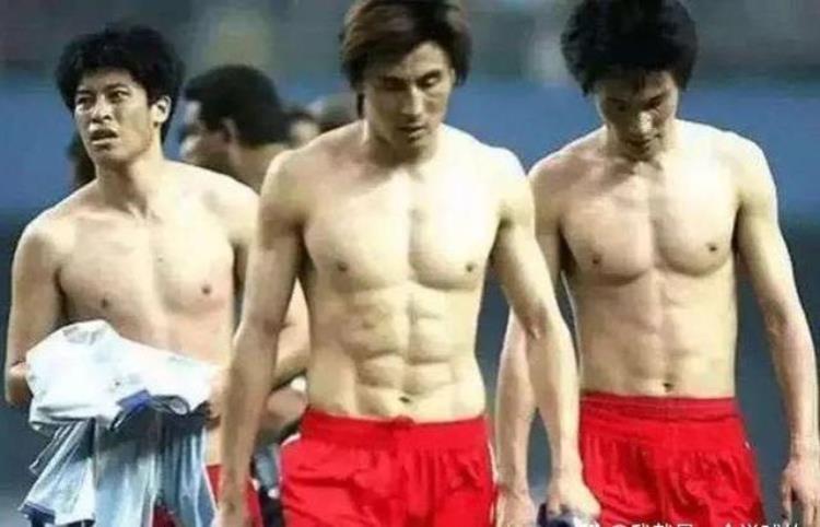 卡塔尔世界杯足球长什么样子「看完卡塔尔世界杯伤心了为啥中国男足多数都是肥肉男」