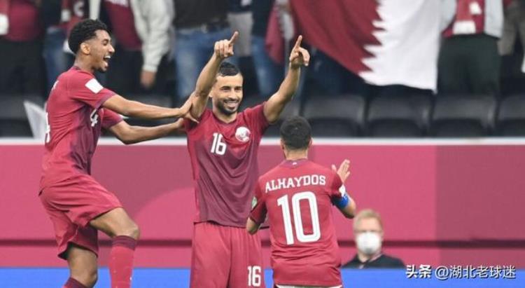 卡塔尔世界杯亚洲0.5个名额跟谁争「三场0分2200亿进1球国足和卡塔尔世界大赛上谁成绩好一点」