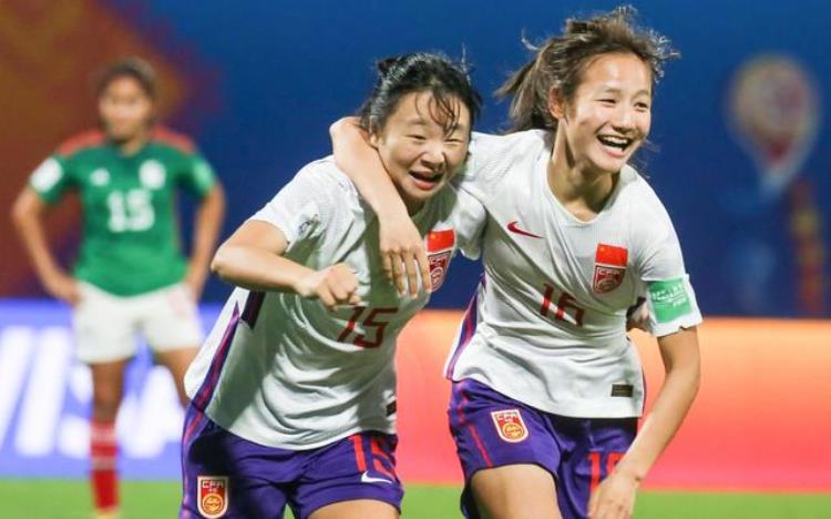 女足比赛央视转播吗「央视临时调整世界杯转播计划中国女足人心振奋球迷拍手叫好」