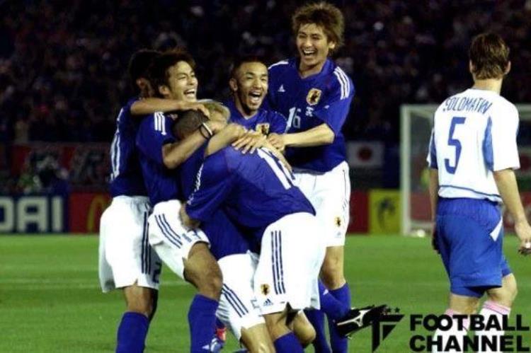 J联赛的平成时代之2002年实况最强日本中锋诞生东京不热小贝热