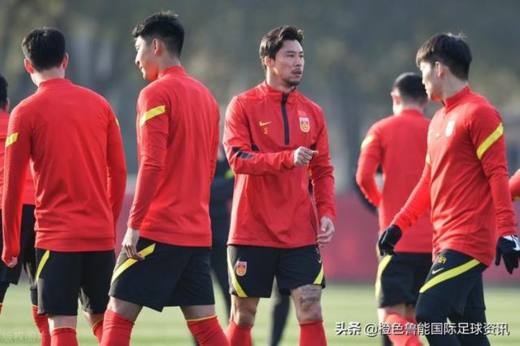 集训名单 中国队「中国队虽然集训名单多但最强的球员也就15人左右这个有点无奈」