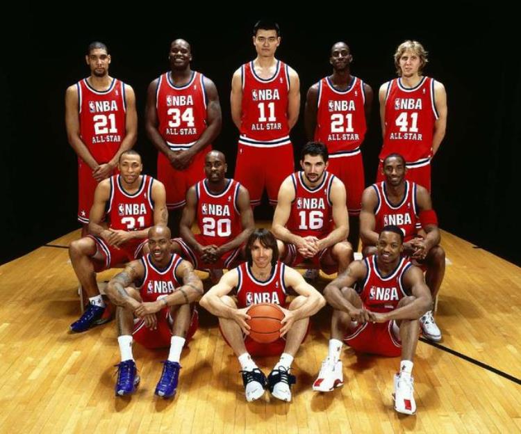 姚明第一次全明星赛是哪一年「2003年姚明首次NBA全明星赛全纪录定妆照满满的回忆啊」