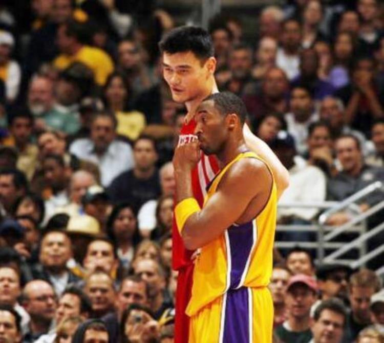 姚明当时在NBA多厉害「当年姚明打NBA有多难被称为历史最水状元面对困难他这样回击」