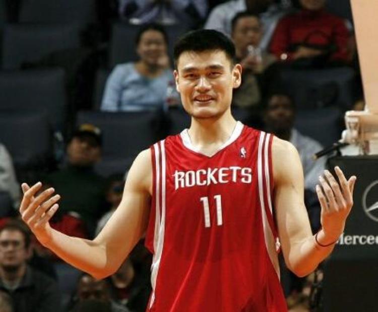 姚明入选篮球名人堂成首位获此殊荣的中国人
