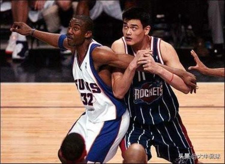 NBA新时代最强新秀赛阵容姚明成詹姆斯背景板韦德大风车扣篮