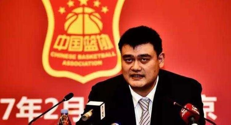 2017篮球印记姚明再次扛起中国篮球杜兰特靠投降篮球翻身