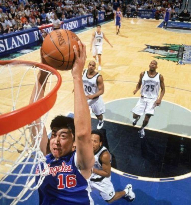 中国打过NBA正式比赛的有六人按实力划分为四档姚明独一档