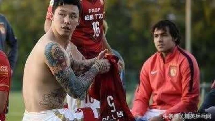 张继科有纹身为什么还能在国家队「运动员纹身张继科相比于国足应该有特权吗」