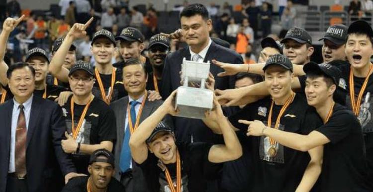 姚明对中国篮球的改革,姚明与杜兰特集锦