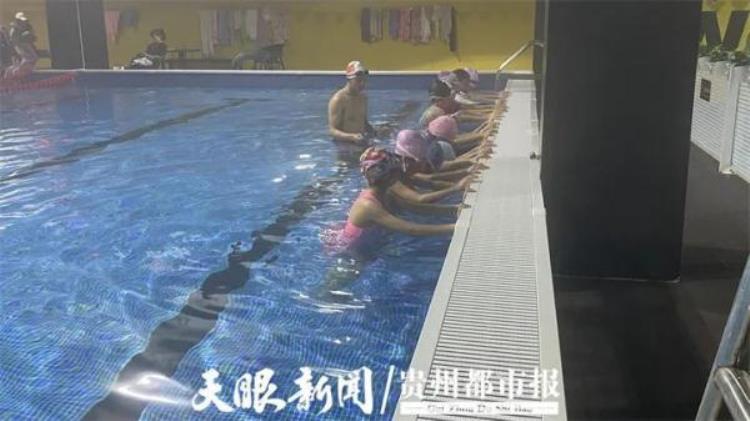 贵阳小孩子学游泳,关于学校开设游泳课的建议